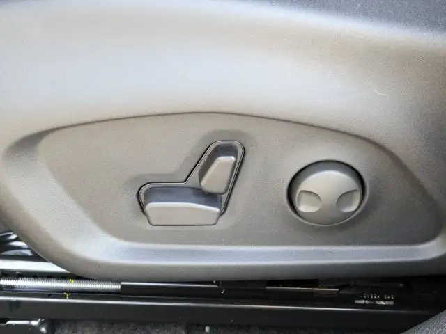 2026 Jeep Compass North * - Panoramic Sunroof - Alpine Audio in Cars & Trucks in Calgary - Image 16