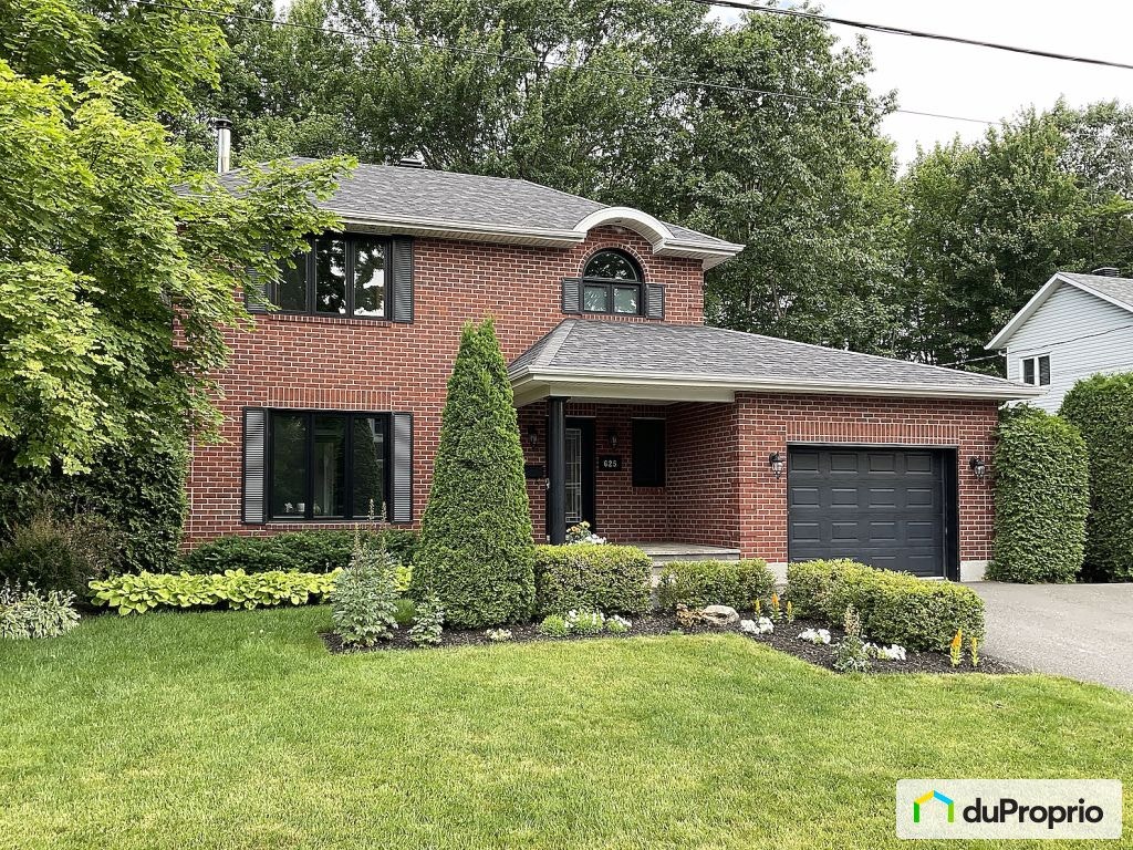 $739,900 - 2 Storey in Drummondville (St-Charles-De-Drummond) — photo 1