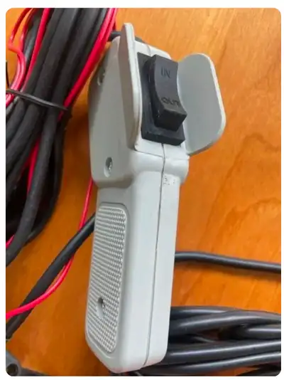 AFTERMARKET UNIVERSAL 12V ATV/UTV WINCH CORDED REMOTE SWITCH ******** Call/Text 780-542-1989 OR 780-...
