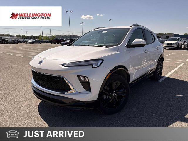 2024 Buick Encore GX Sport Touring | Apple Carplay in Cars & Trucks in Guelph