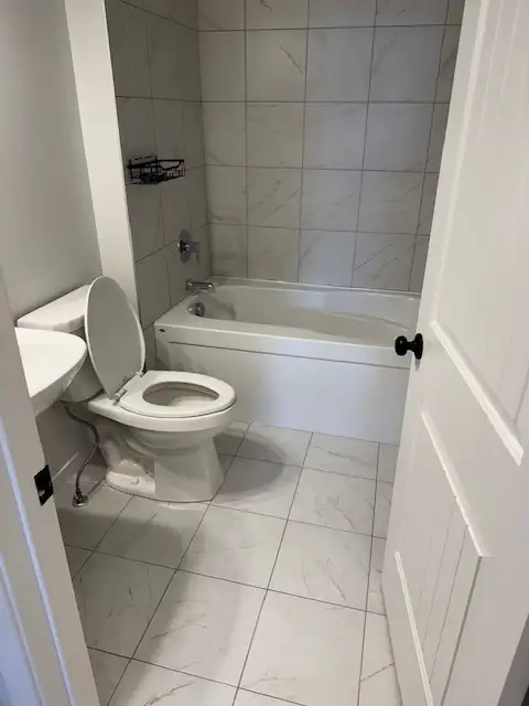 Cozy One bedroom in a Shared House63826904844291123