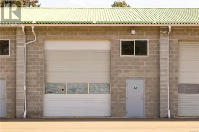 Own your very own warehouse on Central Vancouver Island. Ideal for trades companies looking to estab...