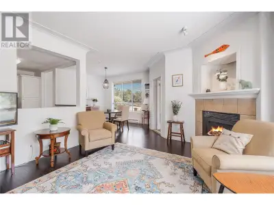 Prime Location + Corner Unit! This spacious 2 bed, 2 bath corner unit is one of the largest floor pl...