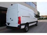 RARE FIND 4X4!!! 2019 MERCEDES SPRINTER 2500 -- 144 - HIGH ROOF -- 4X4!!! 3.0L V6 DIESEL ENGINE !!!... (image 9)