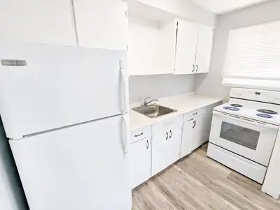 Uptown Apartments is professionally managed by Mainstreet Equity Build Your Credit | Split Your Rent...