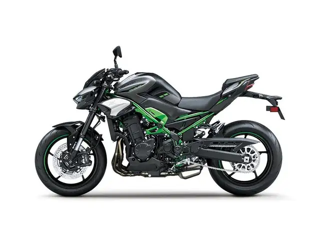 2025 Kawasaki Z900 in Sport Touring in Ottawa - Image 18