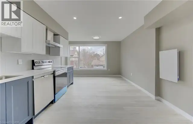 67 LOUISA Street Kitchener, Ontario in Houses for Sale in Kitchener / Waterloo - Image 5