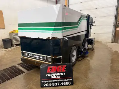 ZAMBONI 440 ICE RESURFACER- SIMILAR TO OLYMPIA MILLENNIUM,ENGO, ICE BEAR ETC PRIOR VERSION OF THE ZA...