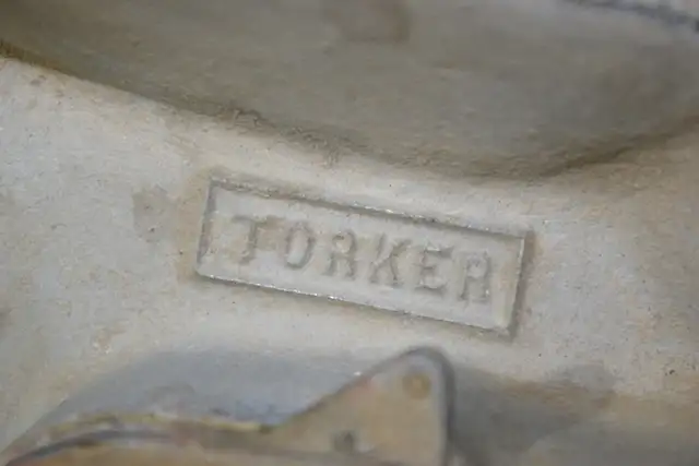 INTAKE MANIFOLD EDELBROCK TORKER in Engine & Engine Parts in Edmonton - Image 7