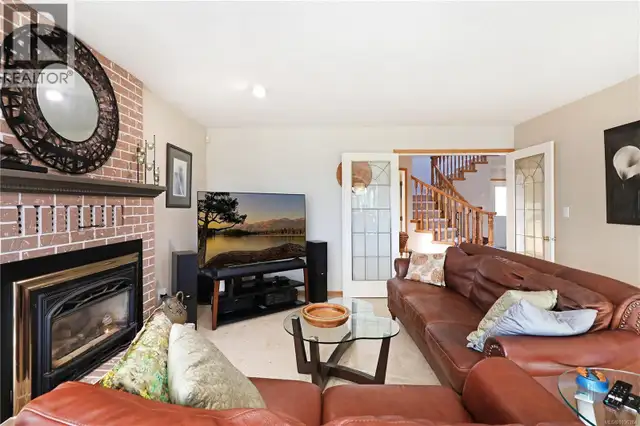 2371 Steelhead Rd Campbell River, British Columbia in Houses for Sale in Campbell River - Image 8