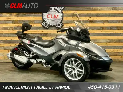 CLM AUTO INC 450-415-0911 ou TEXTO 438-937-6515 A VENDRE MOTO DE TYPE 3 ROUES OU TRYKE / SPORT & TOU...