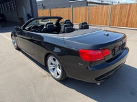 All vehicles come with a full vehicle History Report, ask to see it! 2010 BMW 328 convertible featur... (image 5)