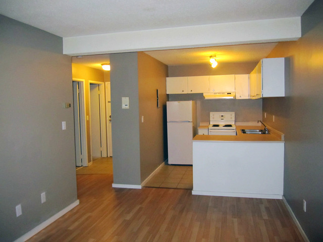 Forest Lawn Apartment For Rent | Anna Court Apartments in Long Term Rentals in Calgary