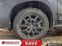 This Subaru Crosstrek boasts a Regular Unleaded H-4 2.5 L/152 engine powering this Variable transmis... (image 9)