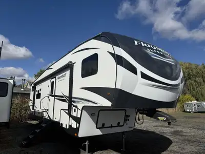 2021 Forest River Flagstaff 529BH ### Forest River Flagstaff 529BH 2021 Spacious Fifth Wheel with Fa...
