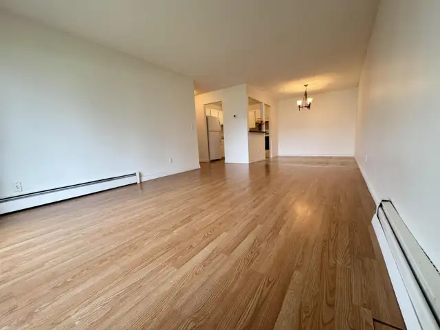 126 32850 GEORGE FERGUSON WAY Abbotsford, British Columbia in Condos for Sale in Abbotsford - Image 4