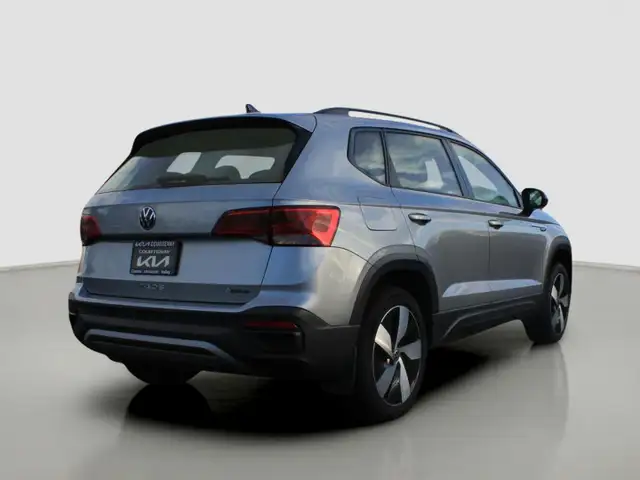 2024 Volkswagen Taos Trendline 4MOTION for sale in Cars & Trucks in Comox / Courtenay / Cumberland - Image 4