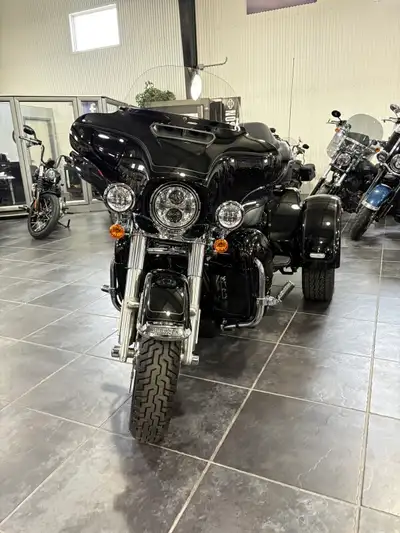 Oppotunity doesn't knock it RUMBLES!!! Looking for a Have you always wanted a Harley? PRICE INCLUDES...