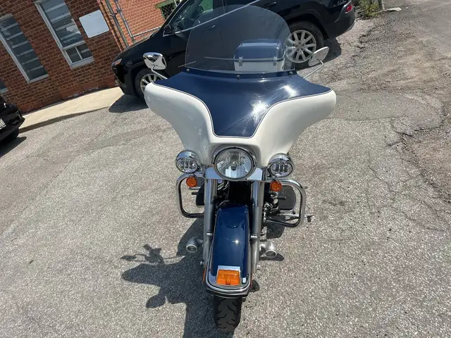 2012 Harley-Davidson Electra Glide ~ ELECTRA GLIDE ~ POLICE ~ 10 in Sport Touring in City of Toronto - Image 8
