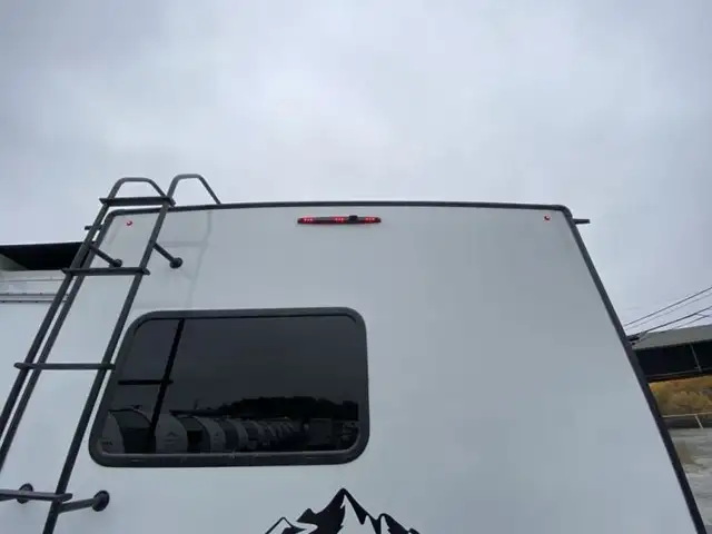 2023 EAST TO WEST Entrada 2200S in RVs & Motorhomes in Bedford - Image 15