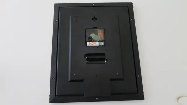 Panclox Quartz Wall Clock & Alarm in Home Décor & Accents in Edmonton - Image 5