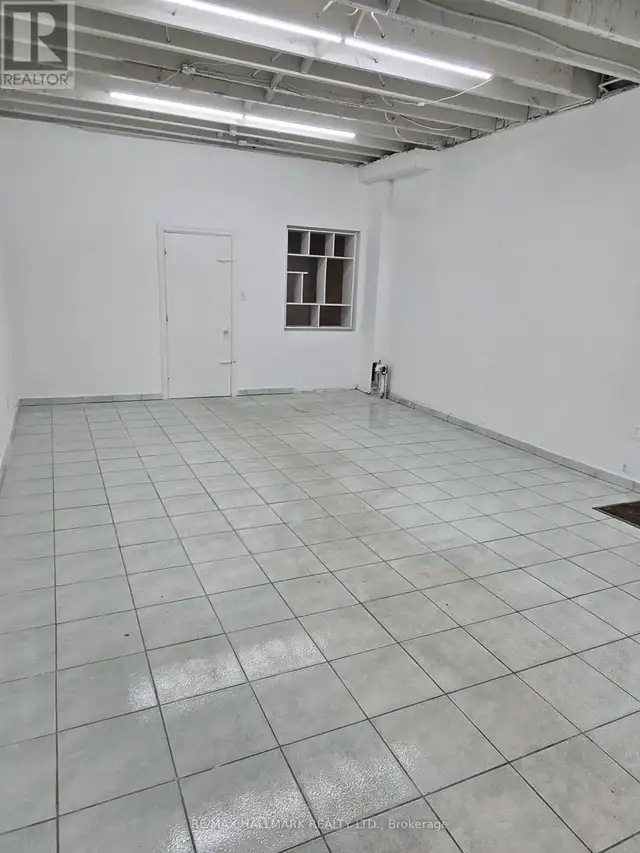 MAIN - 1752 ST CLAIR AVENUE W Toronto (Weston-Pellam Park), Onta in Commercial & Office Space for Rent in City of Toronto - Image 8