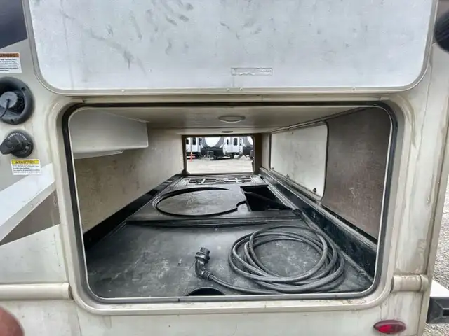 2020 Thor Motor Coach Chateau 28Z in RVs & Motorhomes in Kamloops - Image 27