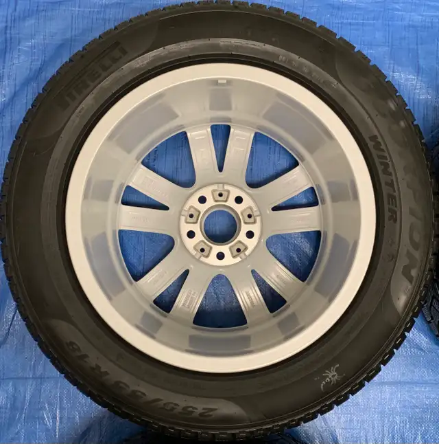2017 BMW X5 OEM 18" Rims & Run-Flat Winter Tires *90%* in Tires & Rims in Markham / York Region - Image 10