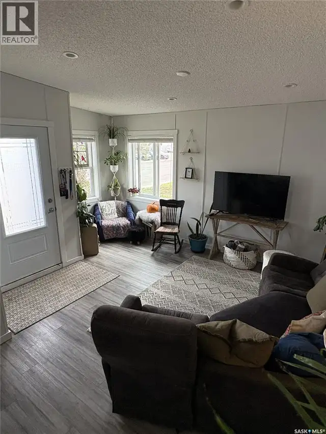 413 Railway STREET Kipling, Saskatchewan in Houses for Sale in Regina - Image 11
