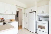 Located on a quiet stretch of Bronson Avenue in downtown Ottawa, The Juliana offers luxury, condo-st... (image 3)