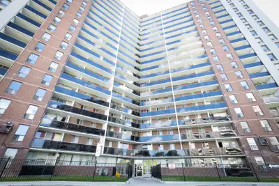 Etobicoke 2BR Suites and 1 MONTH FREE RENT!, View more