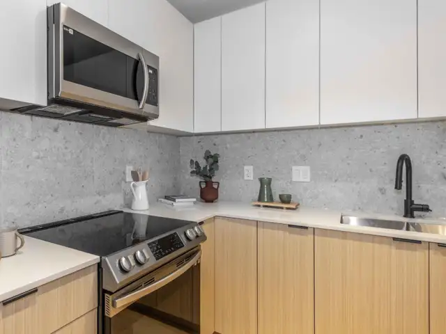 201 13455 94A AVENUE Surrey, British Columbia in Condos for Sale in Prince Rupert - Image 5