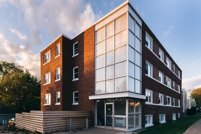 BRIGHT & SPACIOUS TWO BEDROOM APARTMENT IN WEST END HALIFAX!!! in Long Term Rentals in City of Halifax - Image 12