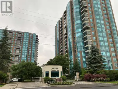 *** Visit the REALTOR website for further information about this Listing *** Luxurious Rideau Riverf...