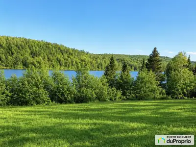 Terrains à vendre, secteur du lac à l'Arche Découvrez un secteur exceptionnel au coeur de la nature,...