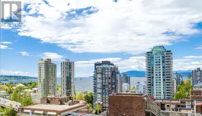 Welcome to 1335 Howe, luxurious less than 2 yr home in the heart of Yaletown. This 16th floor 1605 S...