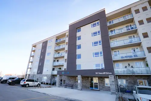 COMING SOON - 2 Bedroom/2 Bathroom unit "The Lighthouse" in one of Leamington's most distinguished a...