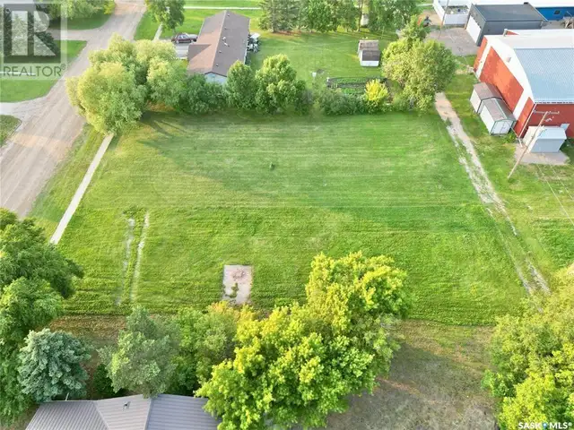 549 Ford STREET Bethune, Saskatchewan in Land for Sale in Moose Jaw - Image 4