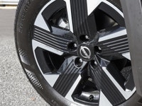 Low Mileage, Premium Package, Panoramic Moonroof, Alloy Wheels, Remote Start! Whether it's a road tr... (image 7)