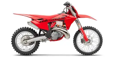 PRICE INCLUDES FREIGHT & PDI Engine Type: Single-Cylinder Displacement: 15.2 cu. in. (249 cc) Bore a...
