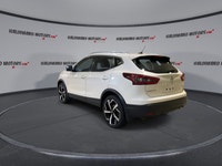 // ACCIDENT FREE!! // Meet the used 2023 Nissan Qashqai SL AWD, now available at Haldimand Motors Lt... (image 5)