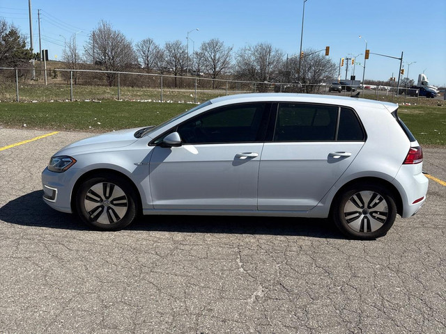 !*FAST 2017 VW E-Golf for Sale - Great Affordable EV*! in Cars & Trucks in Mississauga / Peel Region - Image 2