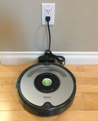 iRobot Roomba 655. Vacuum cleaner