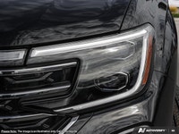 Command the road and accommodate your entire crew in this virtually new 2025 Volkswagen Atlas Comfor... (image 9)
