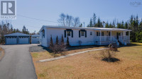 70 Les Collins Avenue West Chezzetcook, Nova Scotia