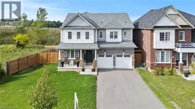 INTERNET & HEAT INCLUDED. Bright and spacious lower one-bedroom unit. Large living room and kitchen...