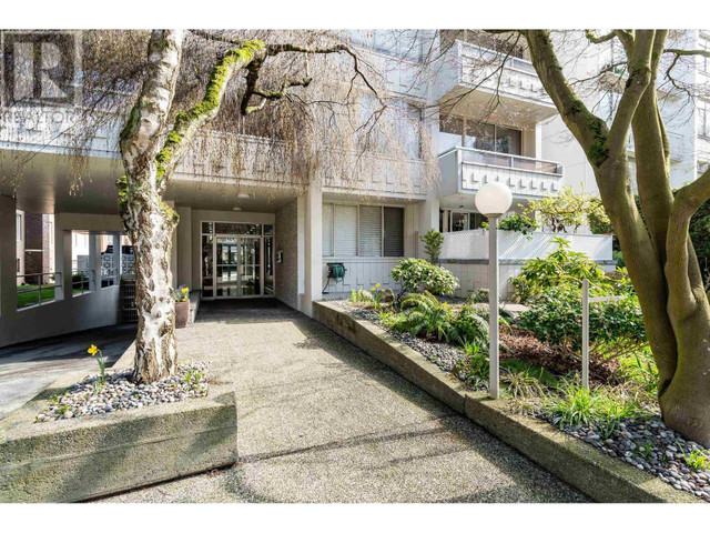 1001 1967 BARCLAY STREET Vancouver, British Columbia in Condos for Sale in Vancouver - Image 4