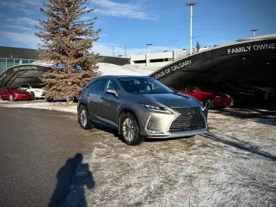 The 2020 Lexus RX350 Executive Package represents the pinnacle of luxury for Lexus’s best-selling mi...