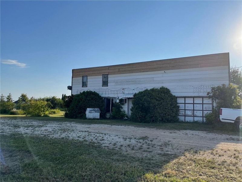 116162 PTH 7 Highway Meleb, Manitoba Houses for Sale Winnipeg Kijiji