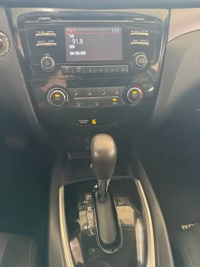 2016 Nissan Rogue AWD 4dr SV in Cars & Trucks in Longueuil / South Shore - Image 20